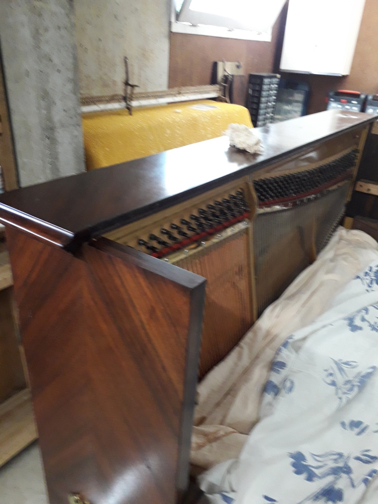 Mise en cire du meuble