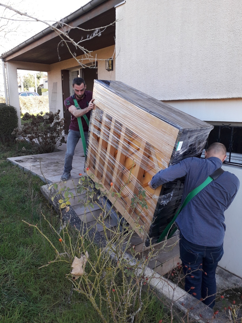Passage escalier piano droit