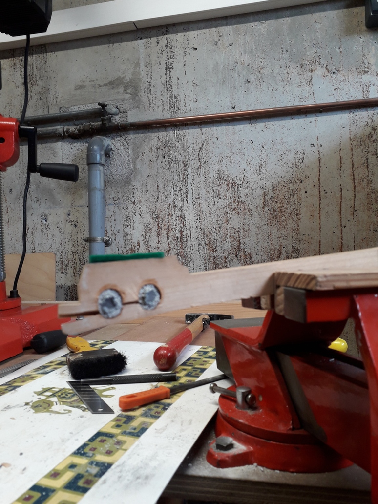 Touche cassée Plombs oxydés